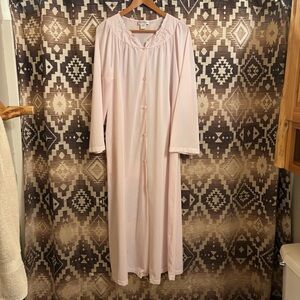 Women’s Vintage Shadowline Silky Pink Night Dress, Robe, Gown, Size Large